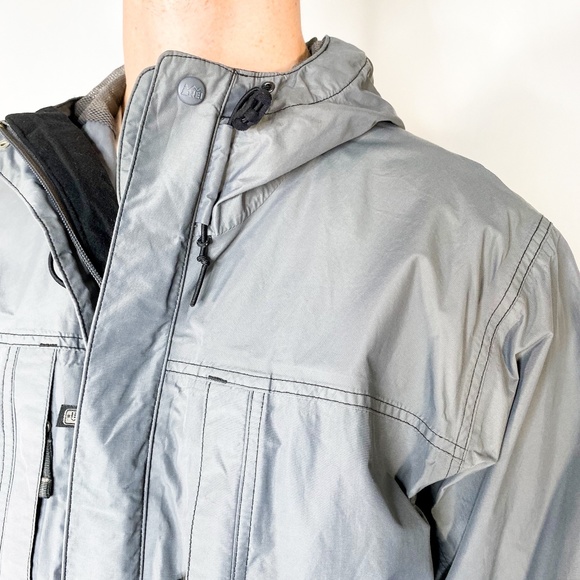 REI Multi Zip Waterproof All Weather Mountain Coat - Picture 5 of 8